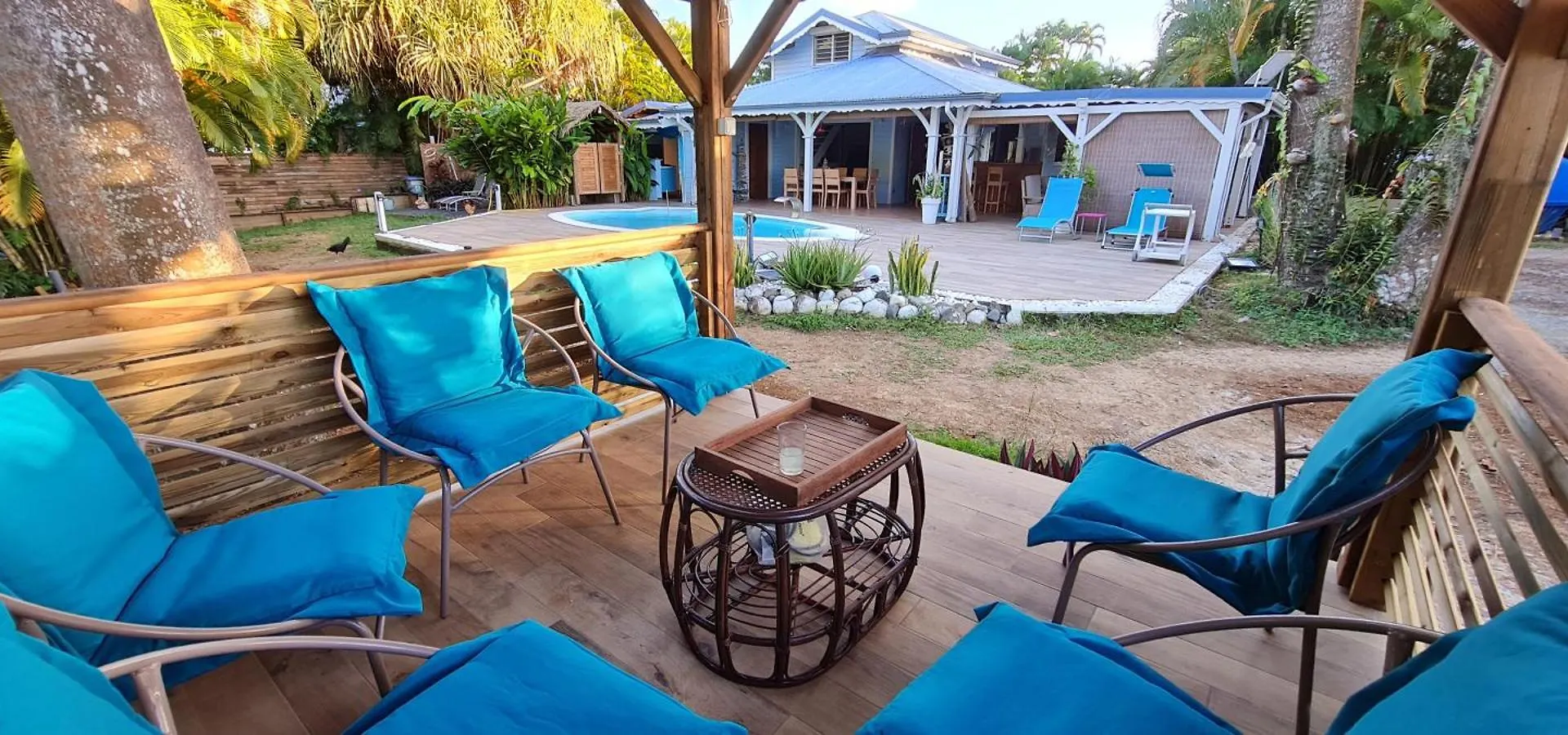 Gite Kaz A Topaze, Piscine, Jardin Tropical Sainte-Rose Apartament