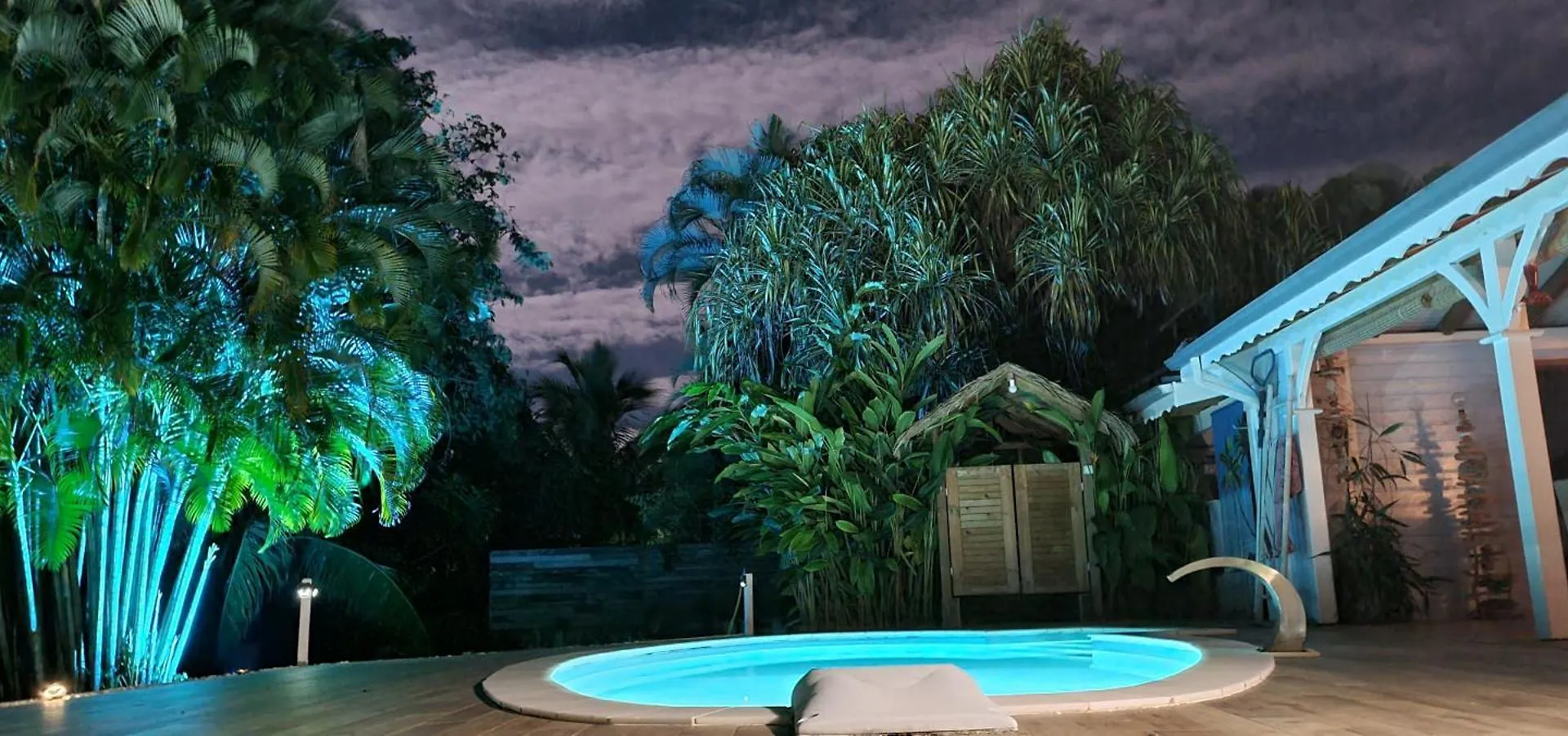 Gite Kaz A Topaze, Piscine, Jardin Tropical Sainte-Rose